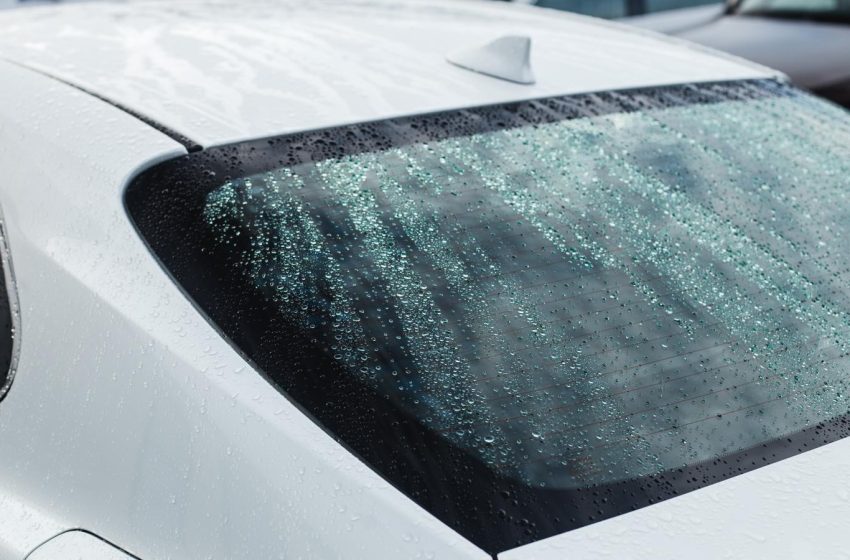  Πάγος στο αμάξι: Το κόλπο για να ξεπαγώσει το παρμπρίζ